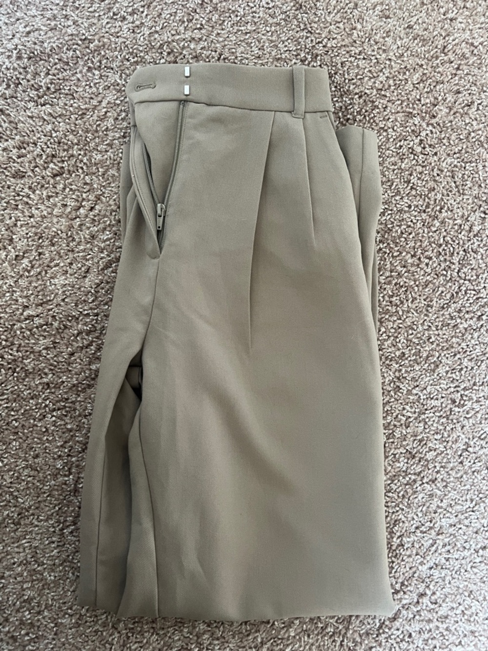 High-Waist Wide Leg Trousers in Taupe - Picture 10 of 10